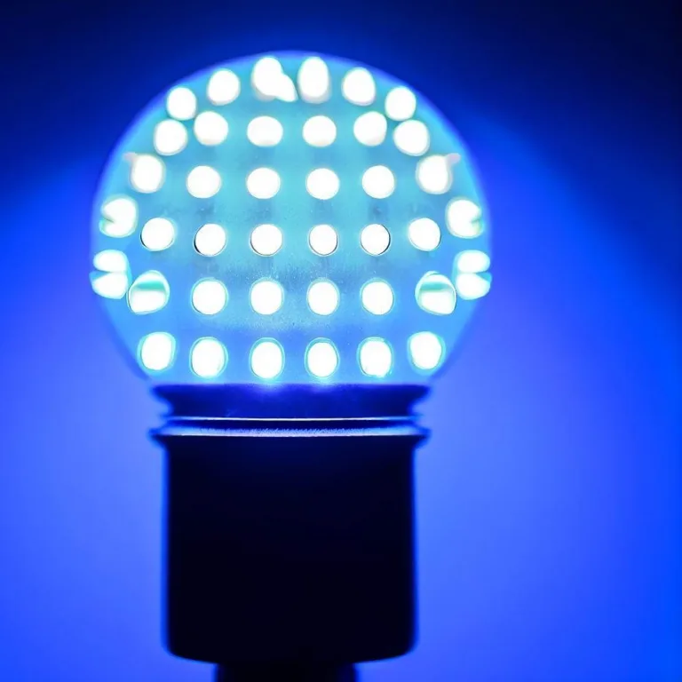 Lampa LED do akwarium - oświetlenie dzień + noc